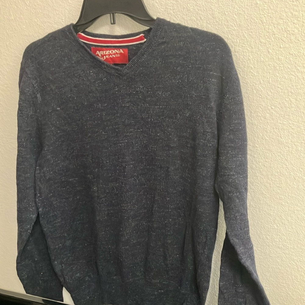 FINAL MARKDOWN Arizona jean sweater medium